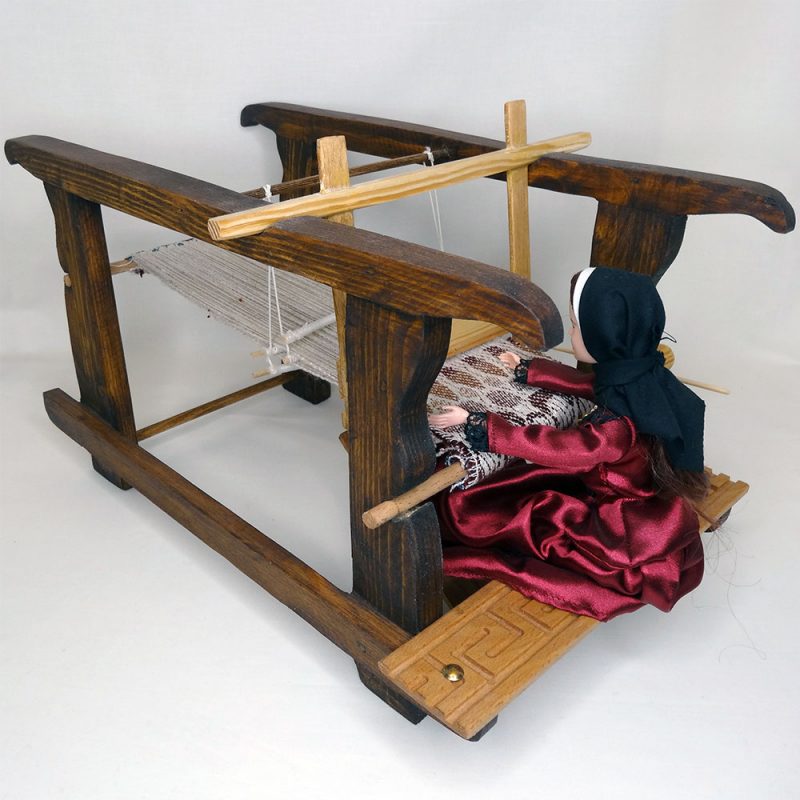 HANDMADE WOODEN TRADITIONAL LOOM WITH DOLL-WEAVER